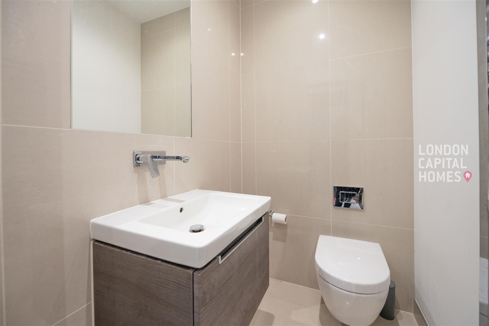 Duchess Crescent, Stanmore
